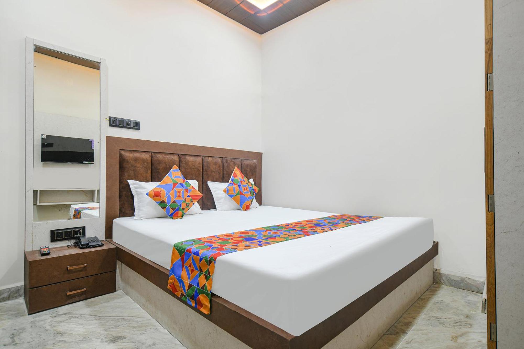 Fabhotel Shiva Grand Ujjain Exterior photo
